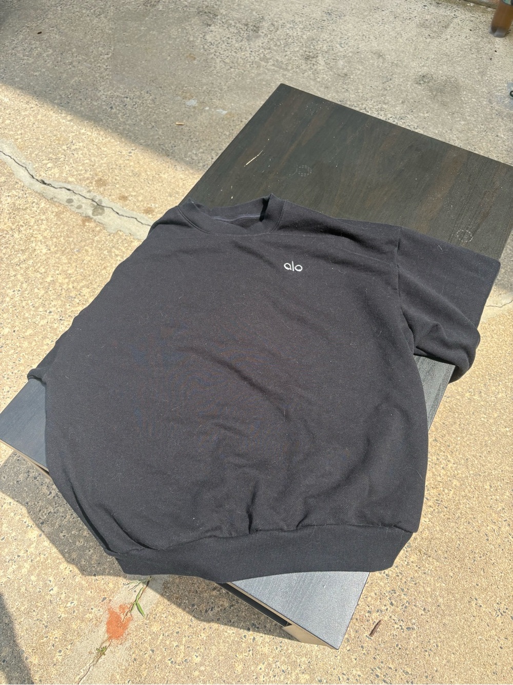 ALO Yoga Men's Black Crewneck Sweatshirt